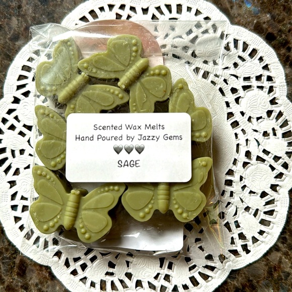 Wax Melts - Butterfly Scented Candle Wax Melts - Sage Scent - Hand Poured - Picture 4 of 4